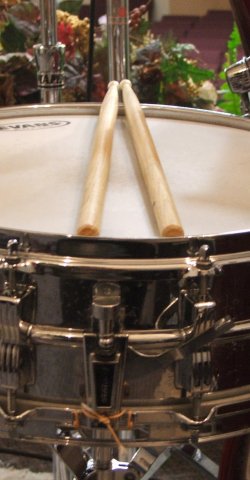 Side Drum with drum sticks