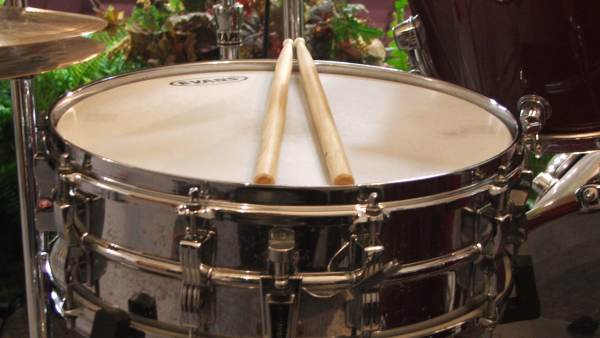 Side Drum with drum sticks